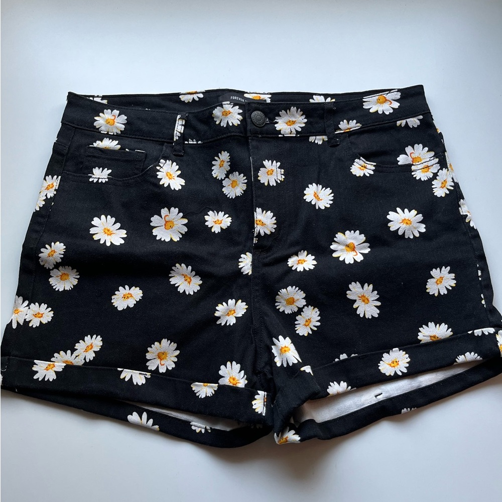 Forever 21 Women’s Plus Size Flower Jean Shorts